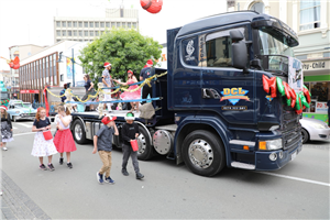 Timaru Santa Parade